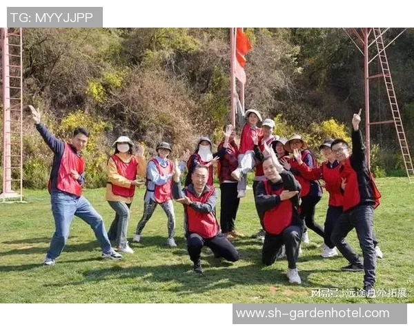 豪门团队凝聚力量专业专注成就卓越未来 豪门团队凝聚力量专业专注成就卓越未来